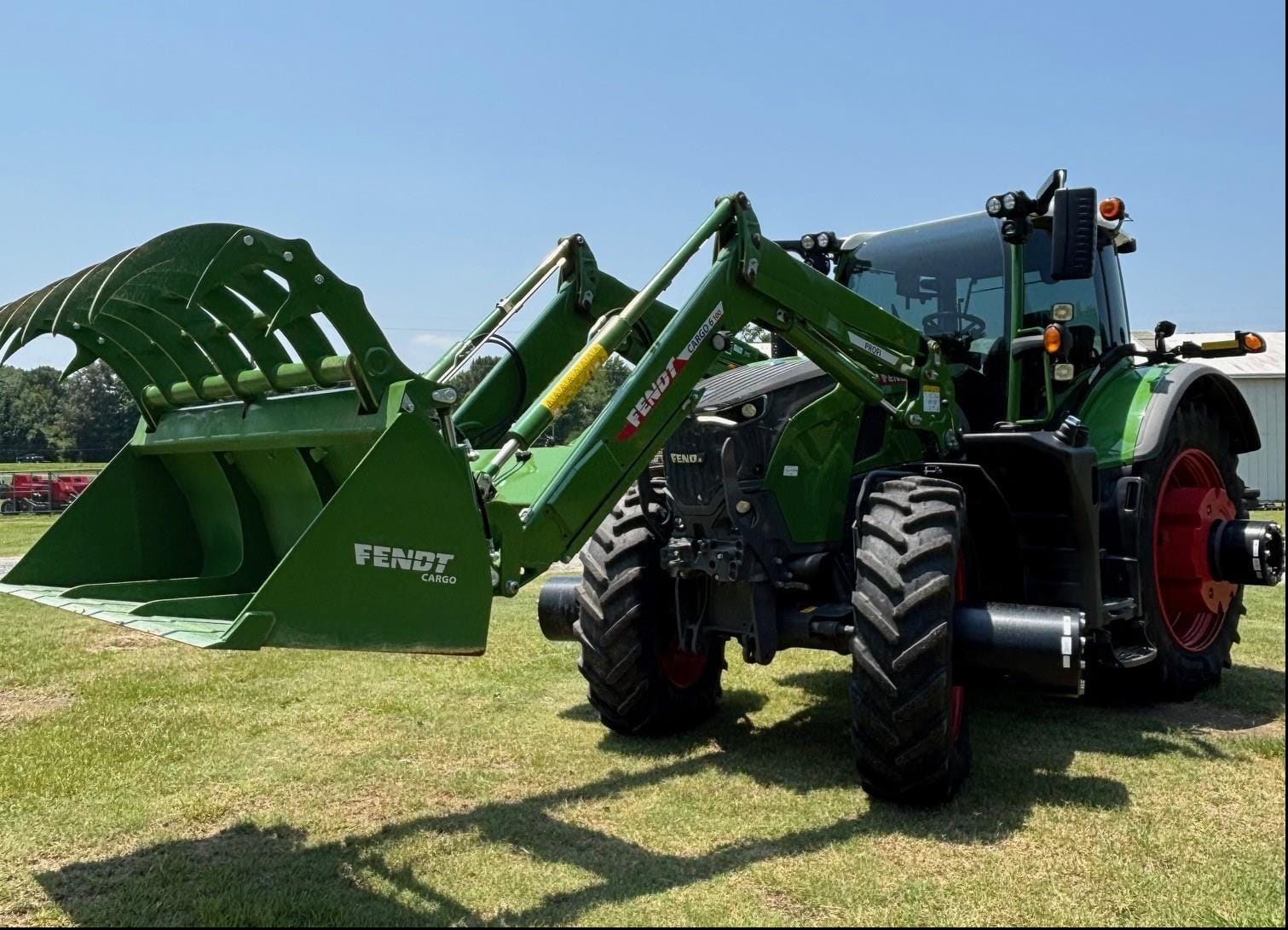 2023 Fendt 728 Vario Equipment Image0