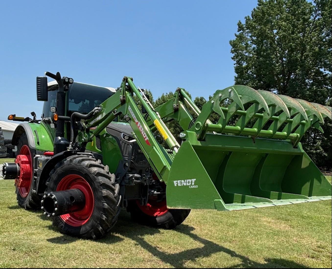 2023 Fendt 728 Vario Equipment Image0