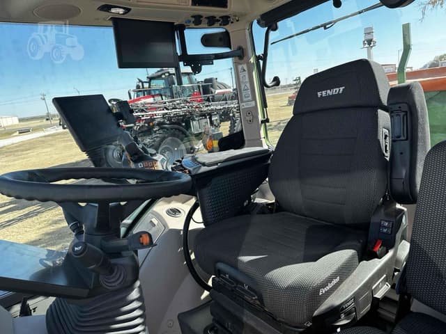Image of Fendt 728 Vario equipment image 2