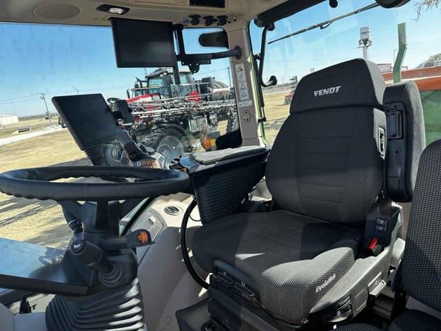 Image of Fendt 728 Vario equipment image 2