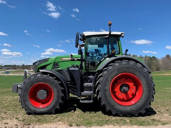 Image of Fendt 933 Vario equipment image 2