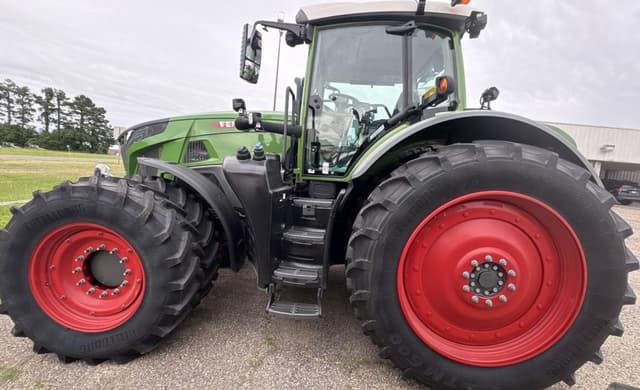 Image of Fendt 933 Vario equipment image 1