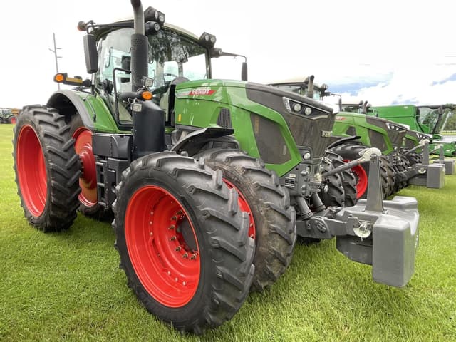 Image of Fendt 933 Vario equipment image 1