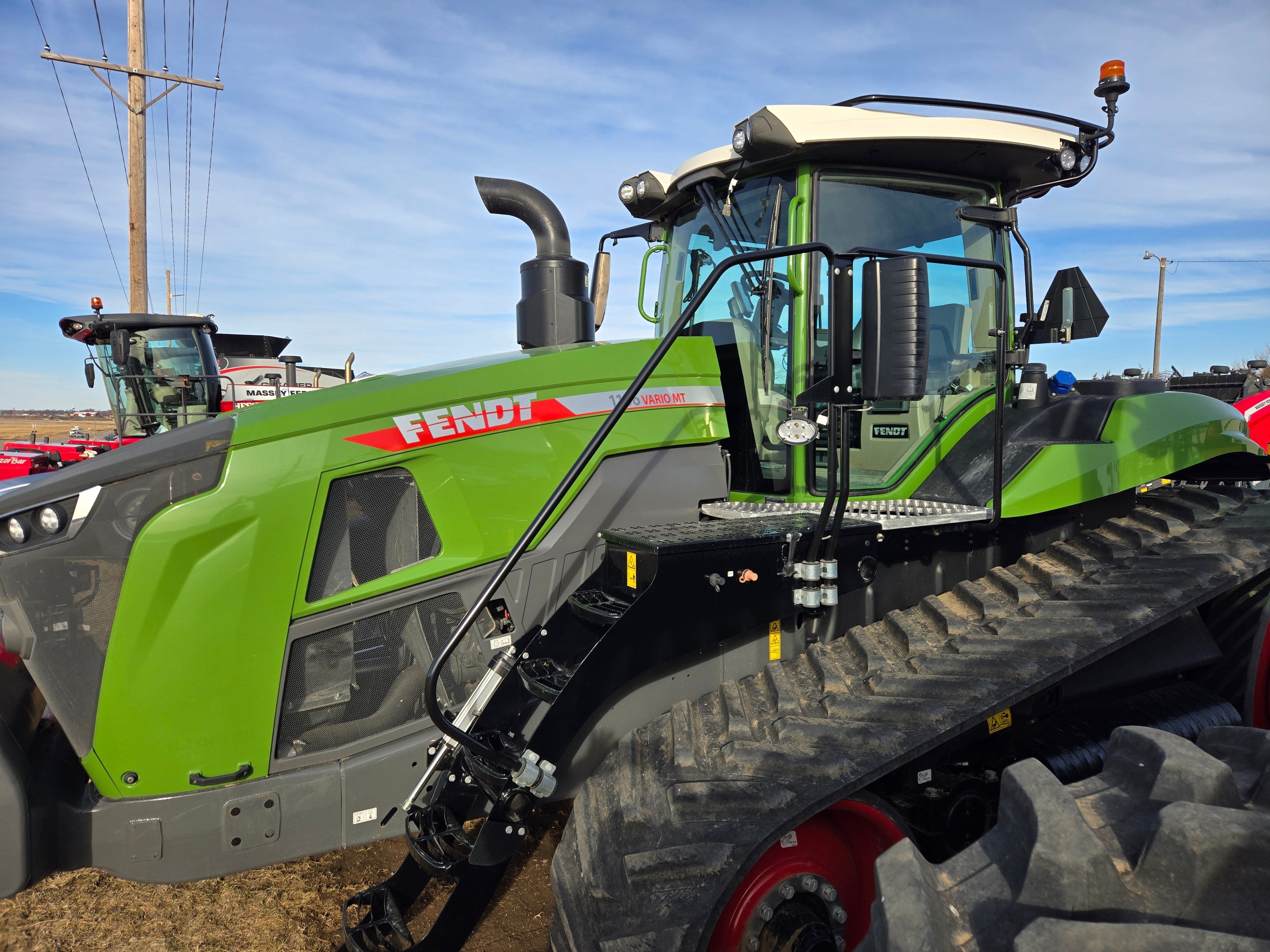 2023 Fendt 1156 Vario MT Equipment Image0