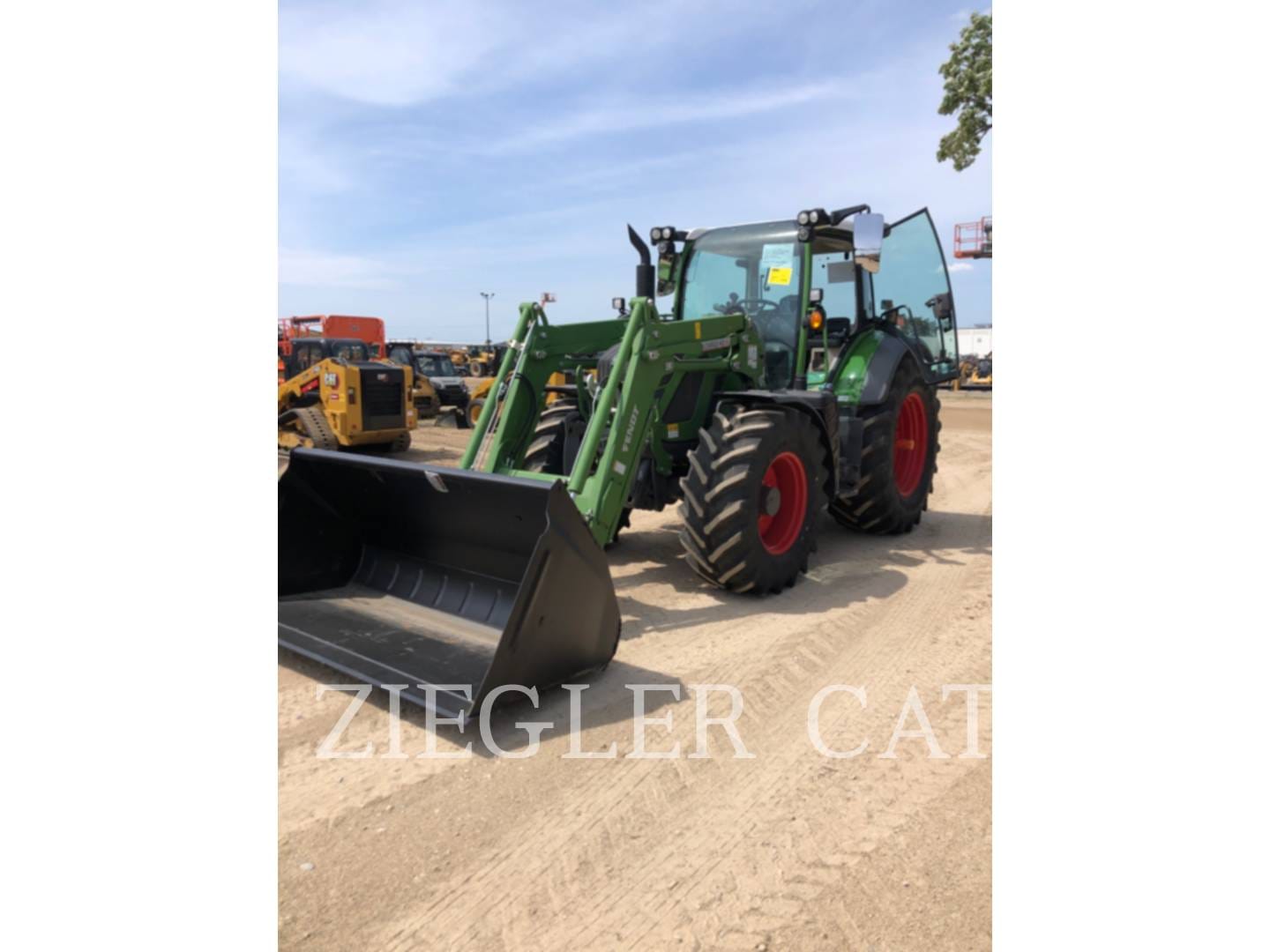 2023 Fendt 514 Vario Equipment Image0