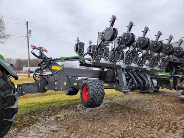 Image of Fendt Momentum 16 equipment image 3