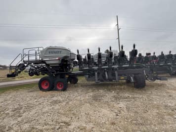 Main image Fendt Momentum 16