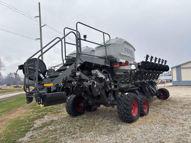 Image of Fendt Momentum 16 equipment image 1