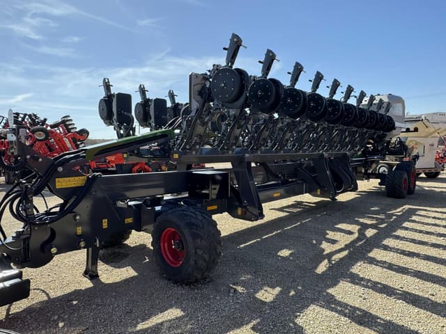 Image of Fendt Momentum 24 equipment image 1