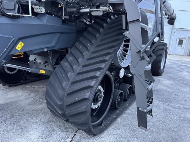 Image of Fendt IDEAL 10T equipment image 4