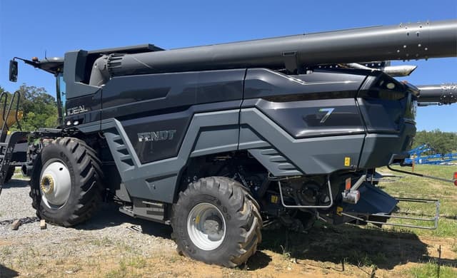 Image of Fendt IDEAL 7 equipment image 1