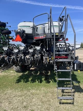 Image of Fendt Momentum 31 equipment image 2