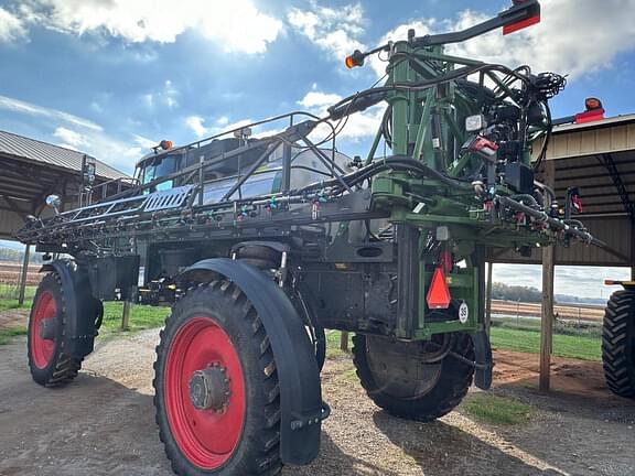 Image of Fendt RoGator 932 equipment image 3