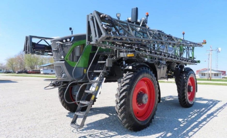 2023 Fendt RoGator 934H Equipment Image0