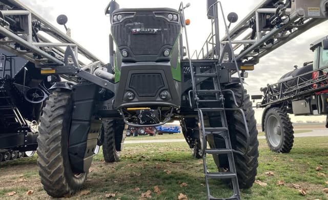 Image of Fendt RoGator 934H equipment image 3