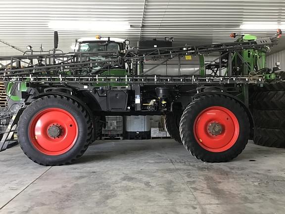 Image of Fendt RoGator 937H equipment image 1