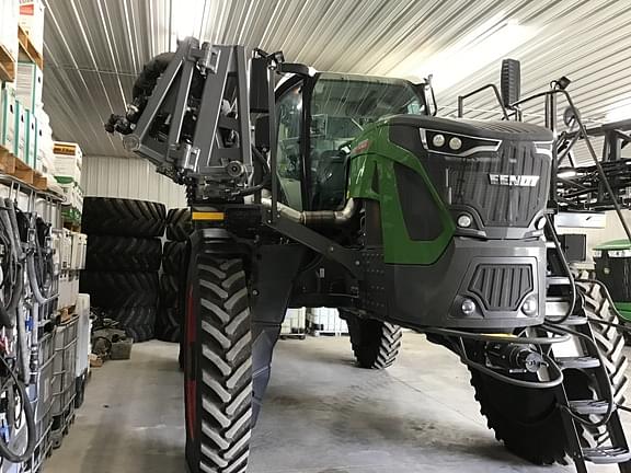 Image of Fendt RoGator 937H equipment image 3