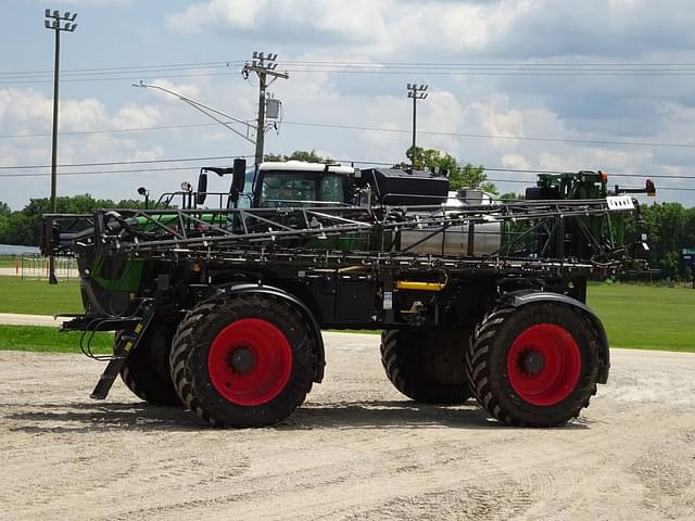 Image of Fendt RoGator 937H equipment image 1