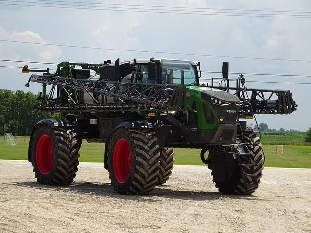 Image of Fendt RoGator 937H equipment image 3