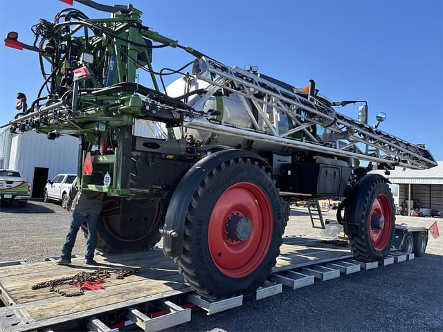 Image of Fendt RoGator 934H equipment image 2