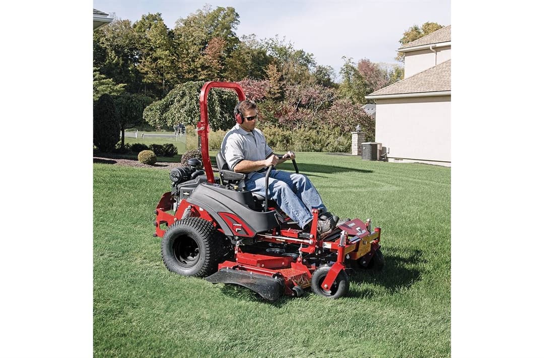 Image of Ferris IS 700 Image 0