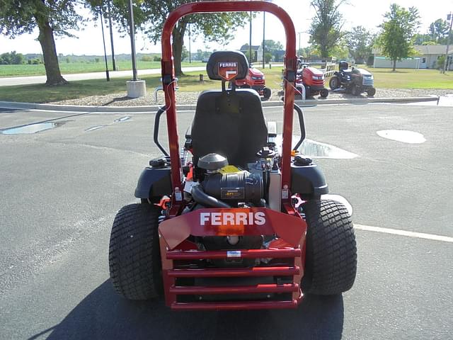 Image of Ferris ISX3300 equipment image 4