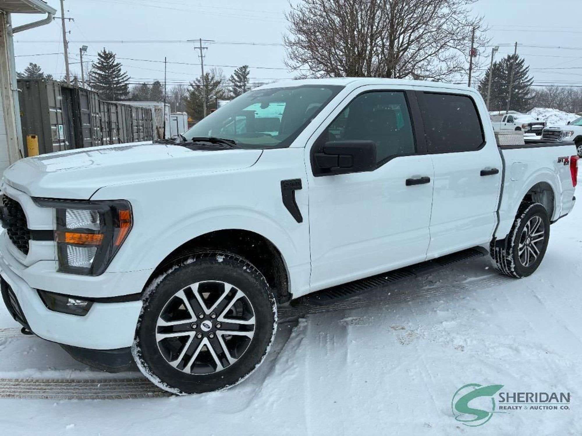 2023 Ford F-150 Equipment Image0