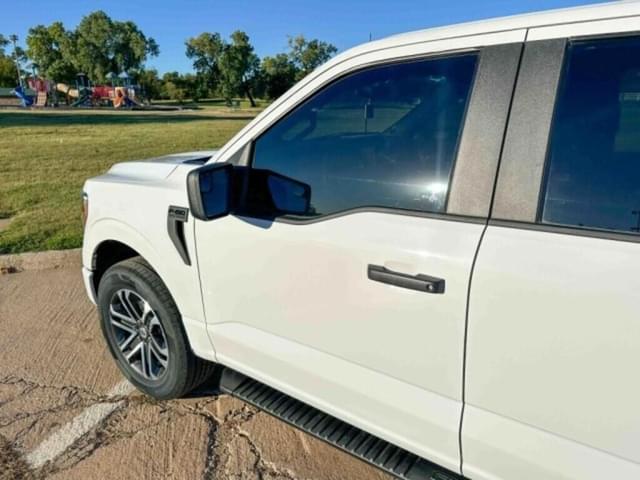 Image of Ford F-150 equipment image 4