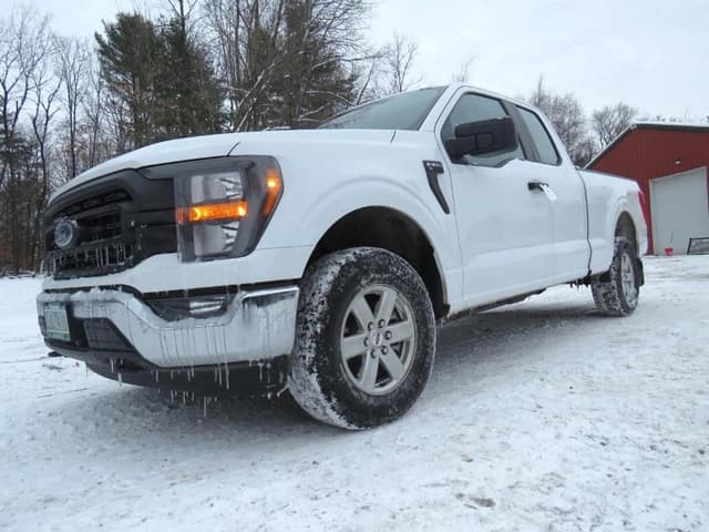 Image of Ford F-150 equipment image 3