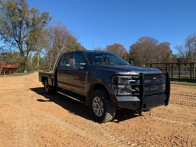 Image of Ford F-350 equipment image 4