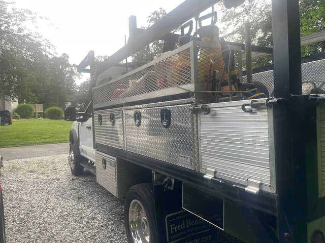 Image of Ford F-450 equipment image 1