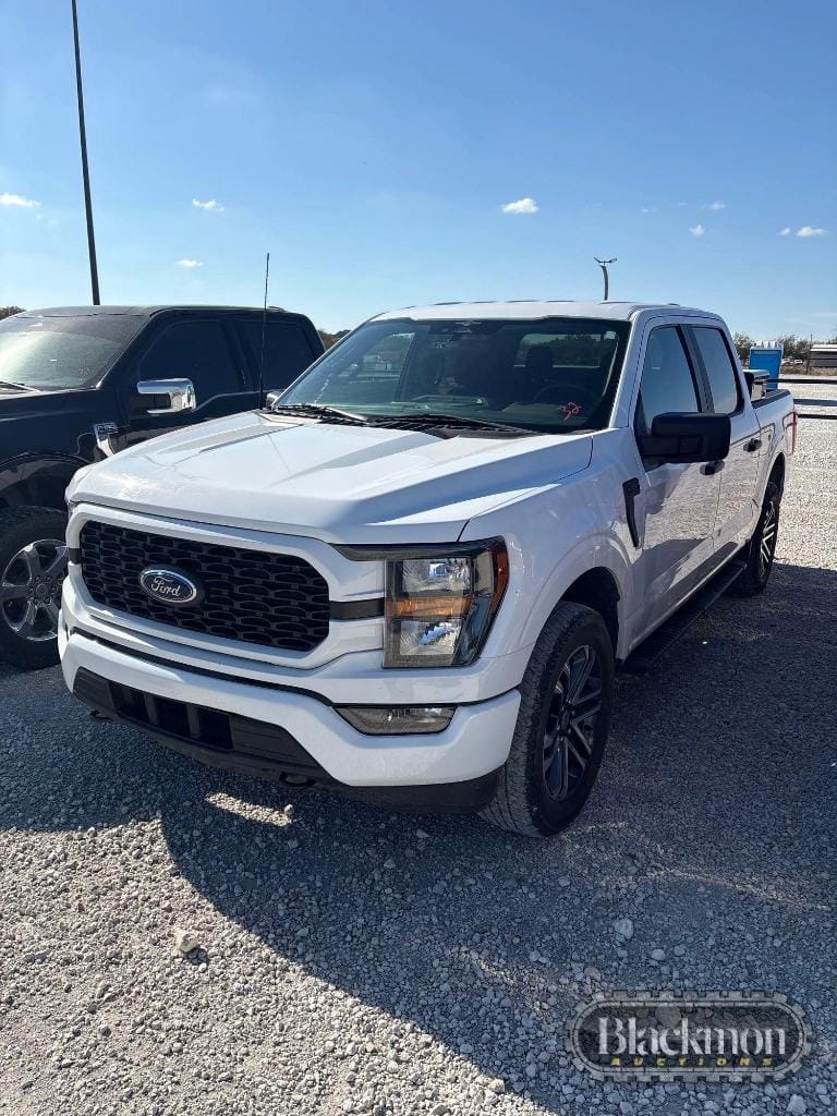 2023 Ford F-150 Equipment Image0