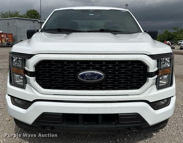 Image of Ford F-150 equipment image 1
