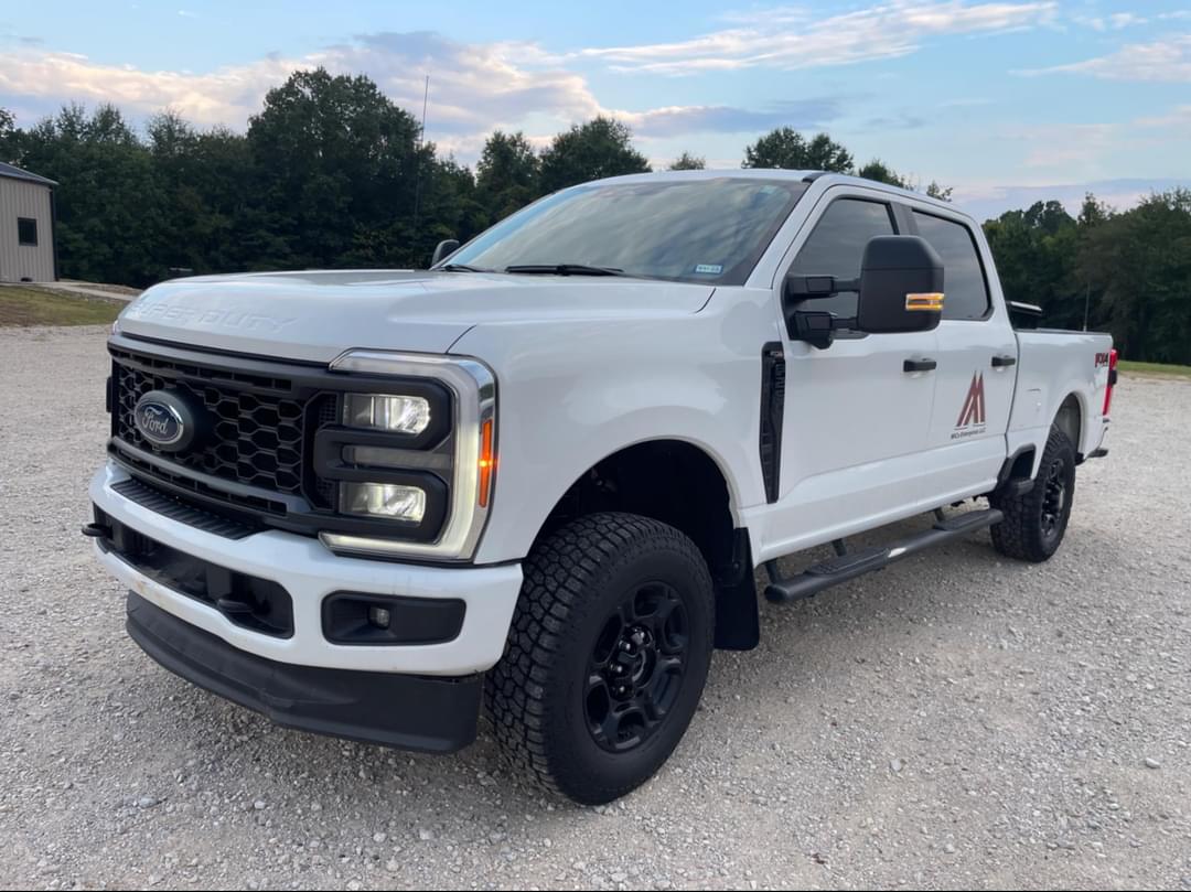 Image of Ford F-250 Primary image