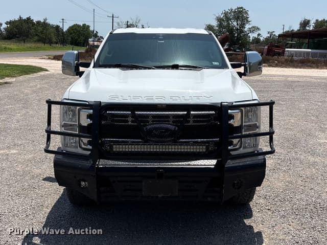 Image of Ford F-250 equipment image 1