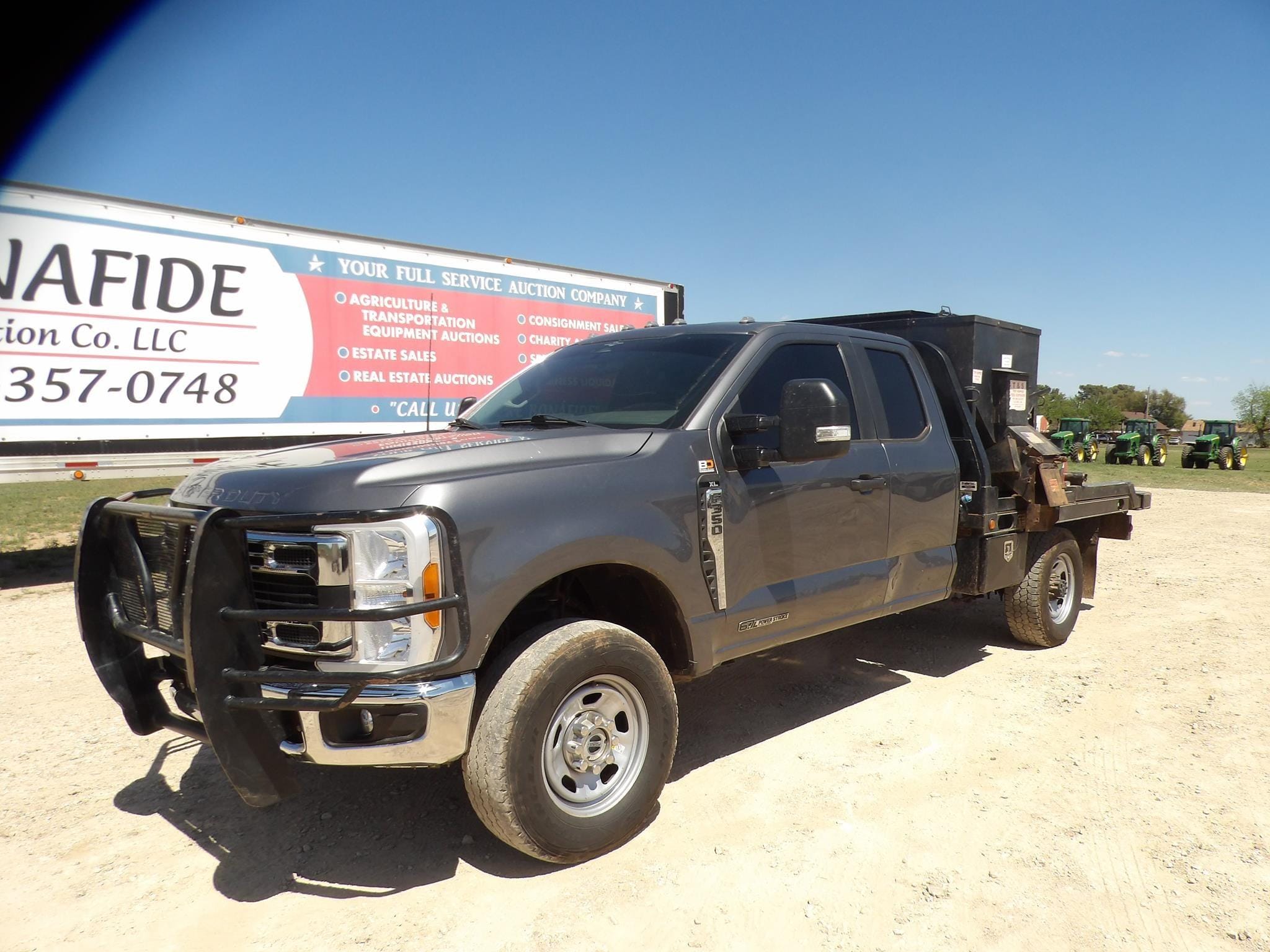 2023 Ford F-350 Equipment Image0