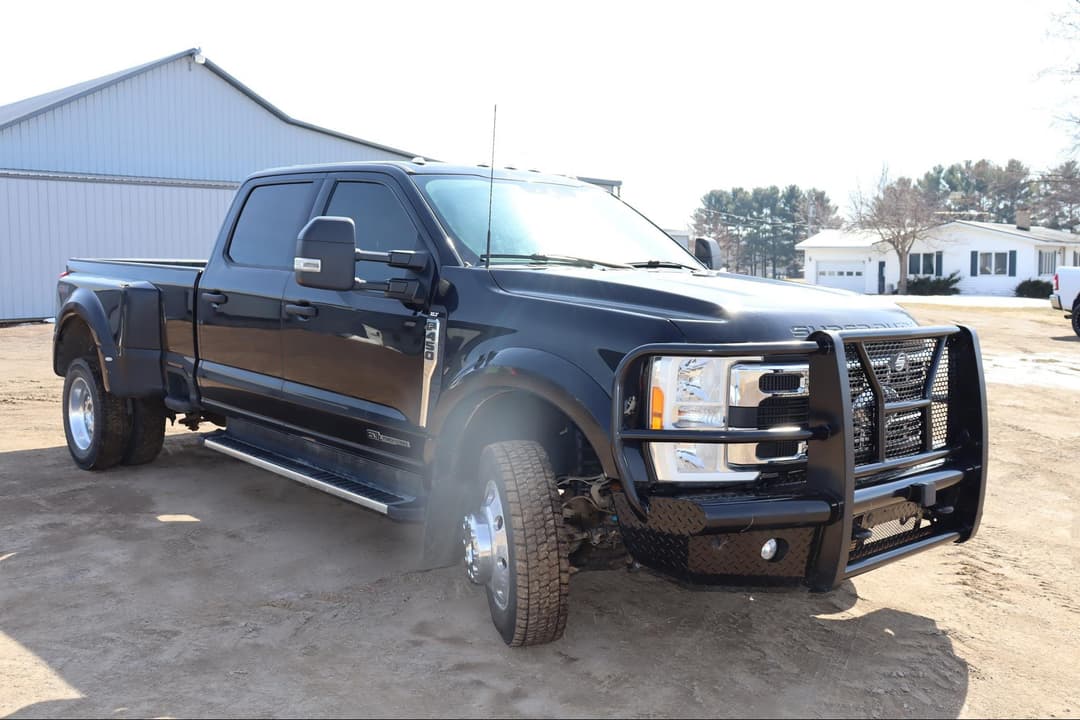 Image of Ford F-450 Primary image