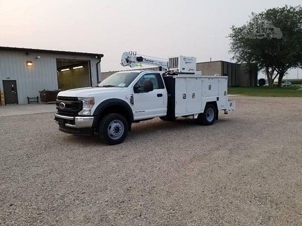 Image of Ford F-600 Primary Image