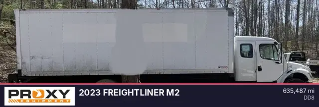 Image of Freightliner M2 equipment image 3