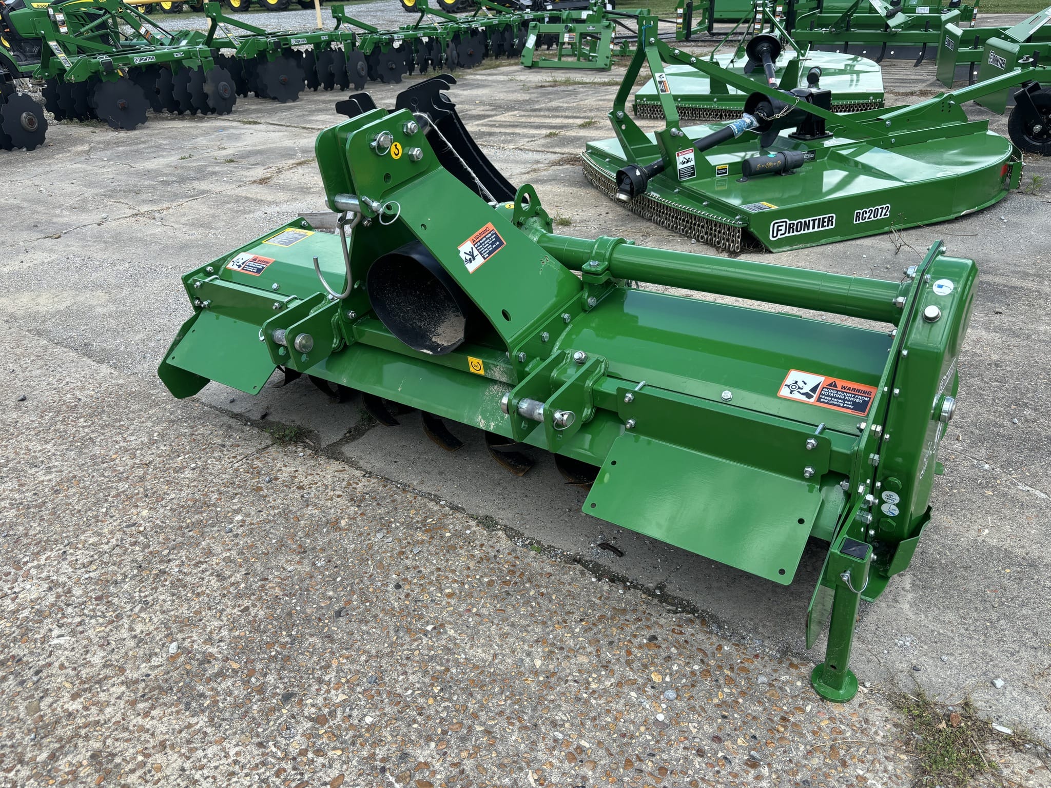 2023 Frontier RT3073R Equipment Image0