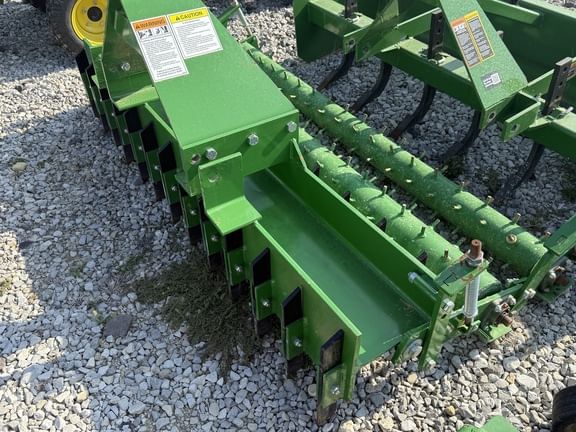 2023 Frontier SP2072B Equipment Image0