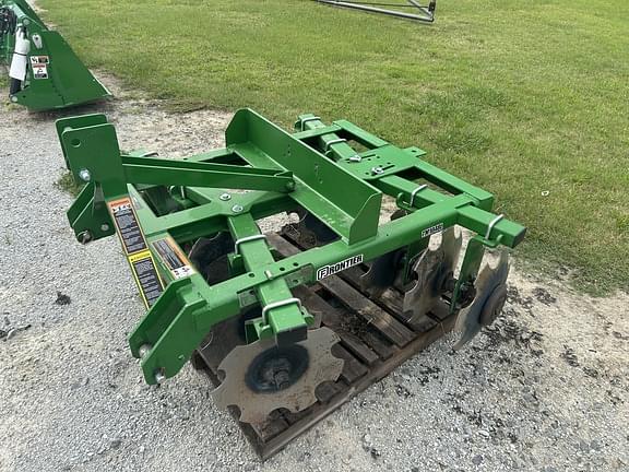 Image of Frontier TM1048L equipment image 2