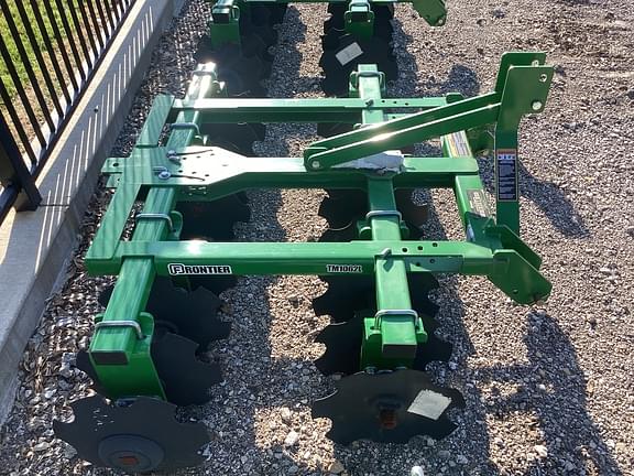 Image of Frontier TM1062L equipment image 3