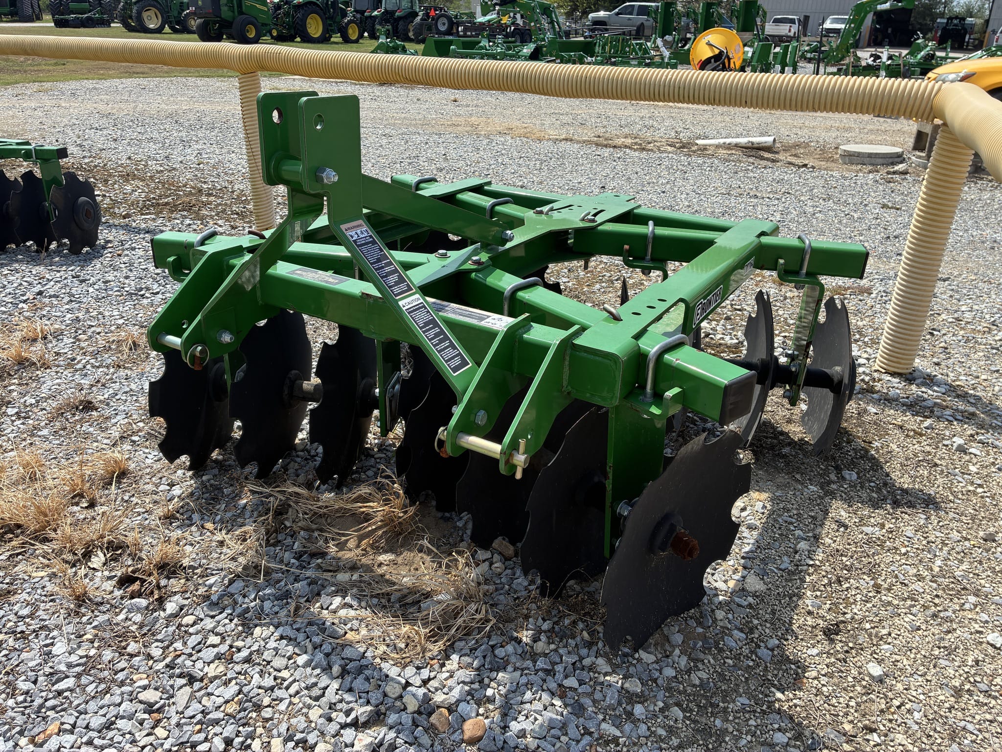 2023 Frontier TM1164 Equipment Image0