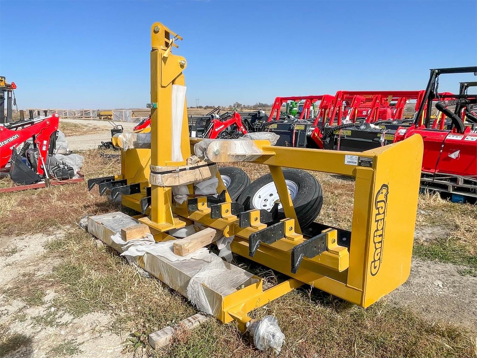 2024 Garfield GDST10 Equipment Image0