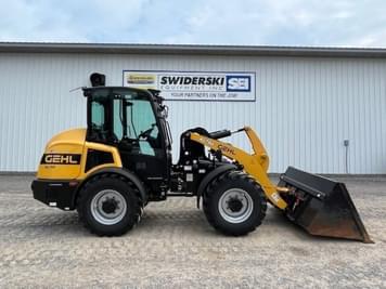 Main image Gehl AL750