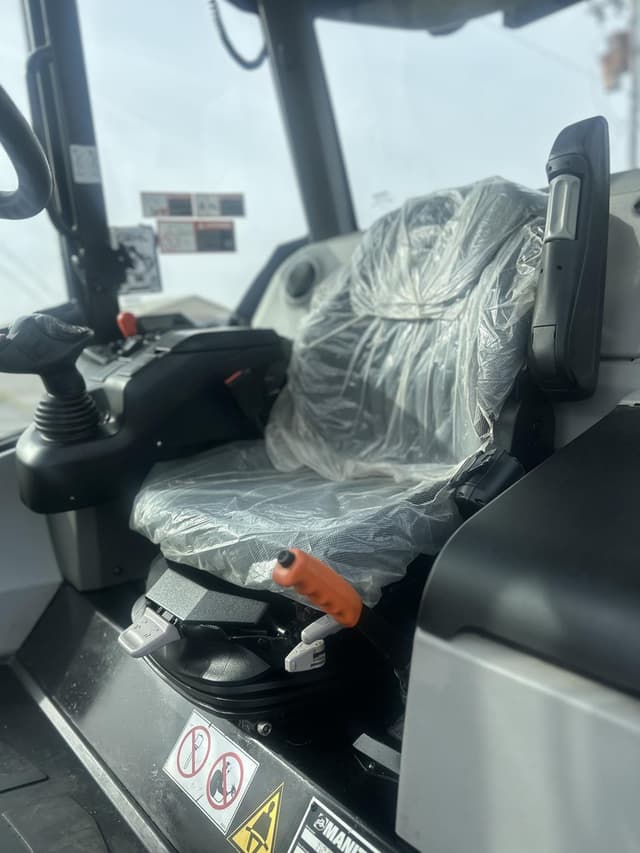 Image of Gehl ALT950 equipment image 2