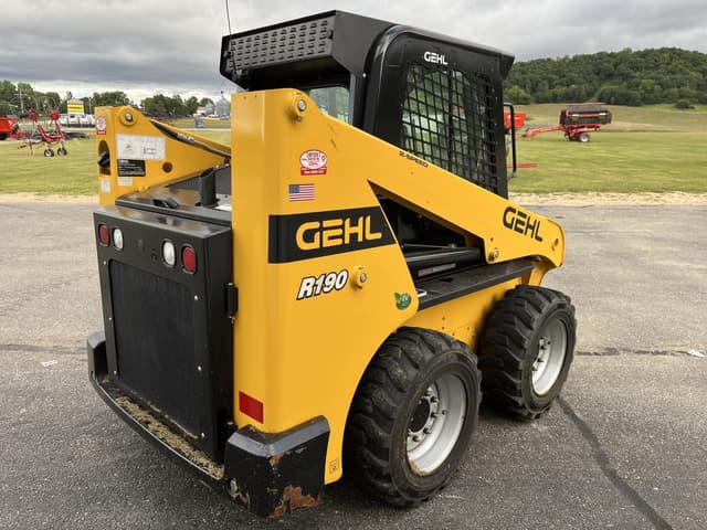Image of Gehl R190 equipment image 3