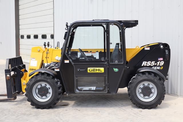 Image of Gehl RS5-19 equipment image 4