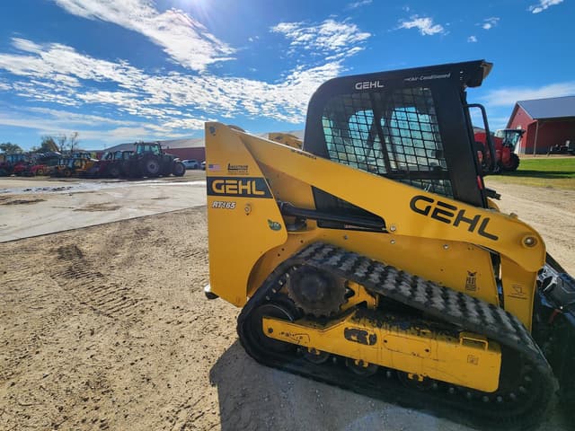 Image of Gehl RT165 equipment image 1